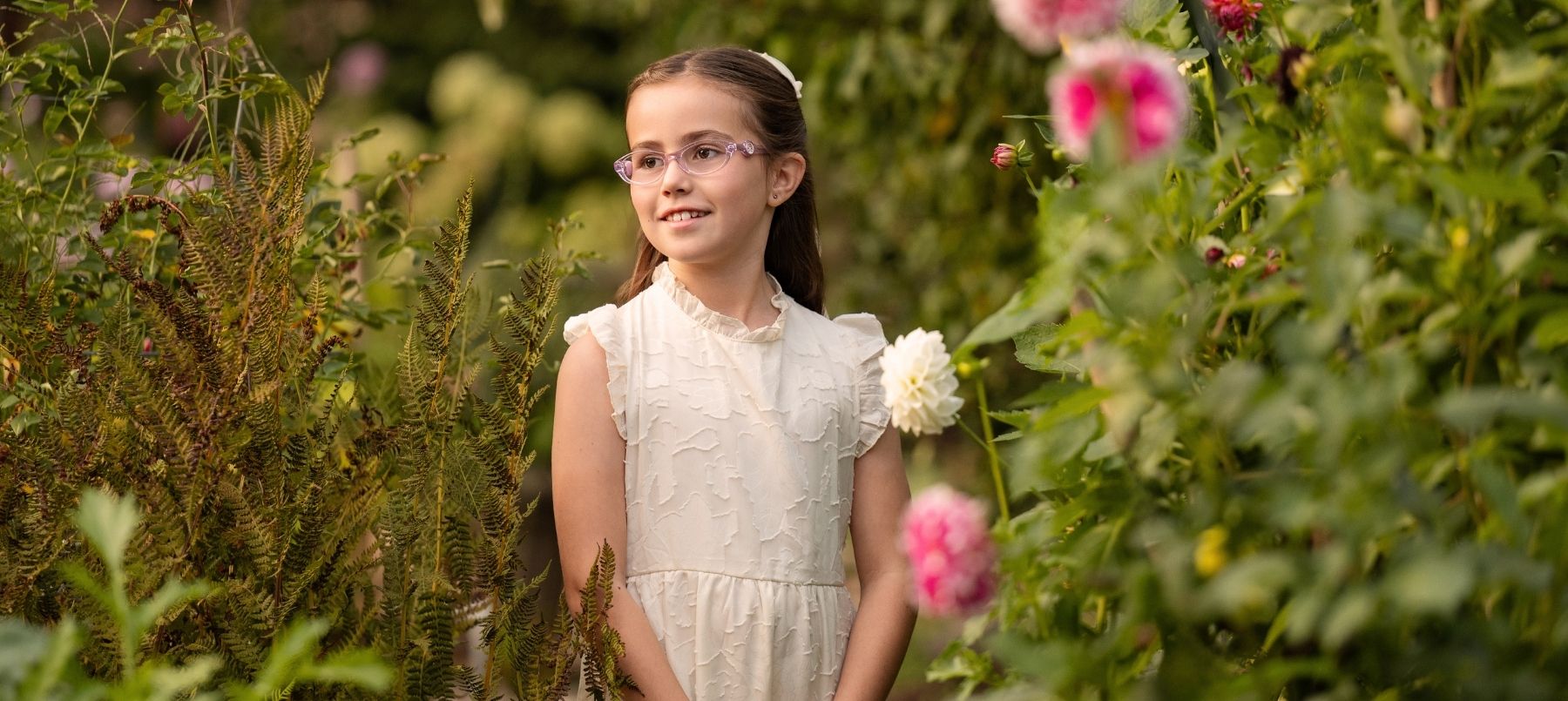 Little girl wearing glasses